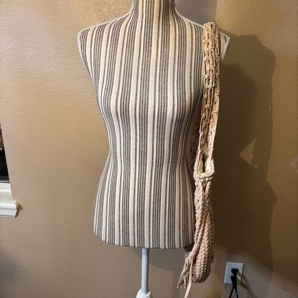 Straw Studios Cream Woven Tote - Picture 6 of 15